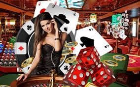 Ace777VIP APP မိုဘိုင်းဖုန်းမှ Esports MLBB Betting ပြုလုပ်နေသော Myanmar လူငယ်ကစားသမား